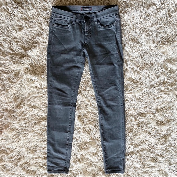 BDG Cigarette Ankle Jeans - Picture 4 of 6